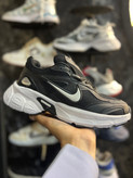 کفش کتانی مردانه مدل نایک V2K پلاس